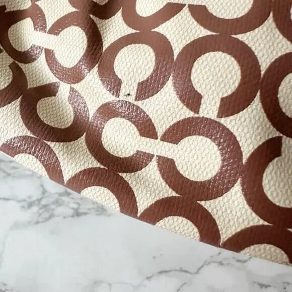 Coach Op Art Tan Brown Pleated Coated Canvas Large Zip Top Wristlet - Picture 4 of 13